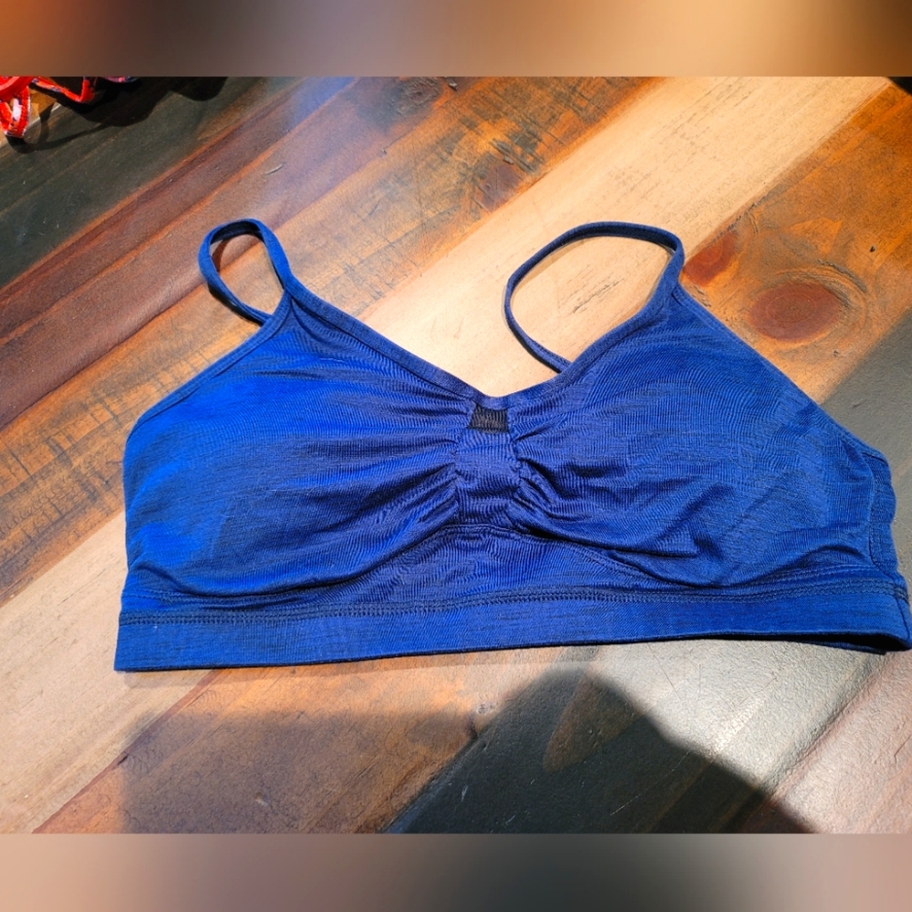 Born Primitive Delle Athleisure Bra (Navy Blue) Large